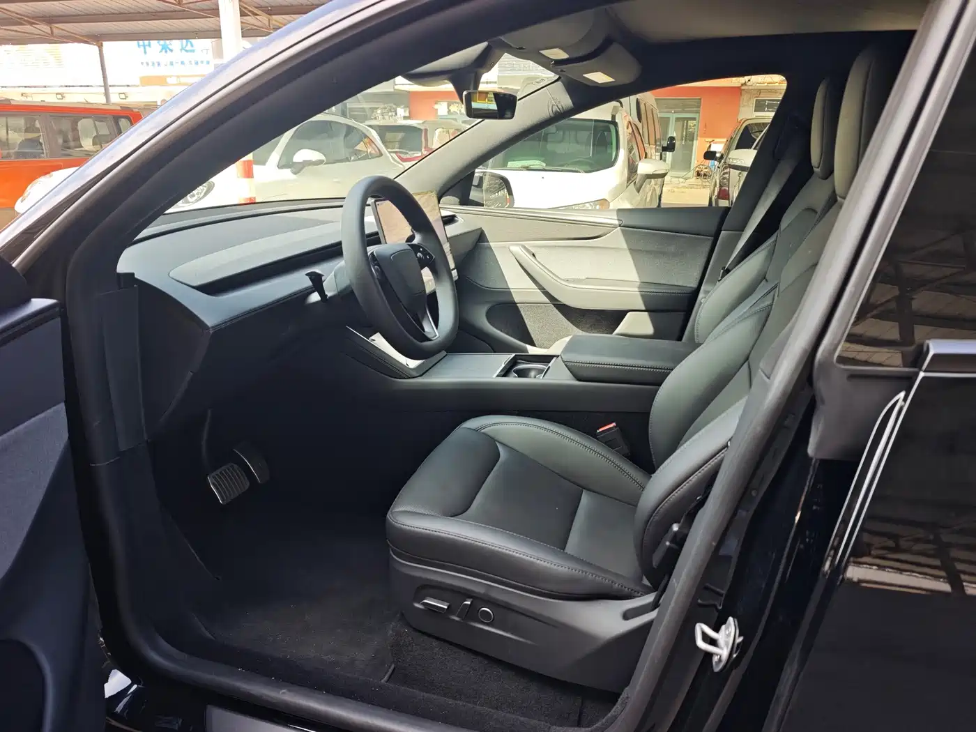 Tesla Model Y 2026 2026 Rear-Wheel Drive
