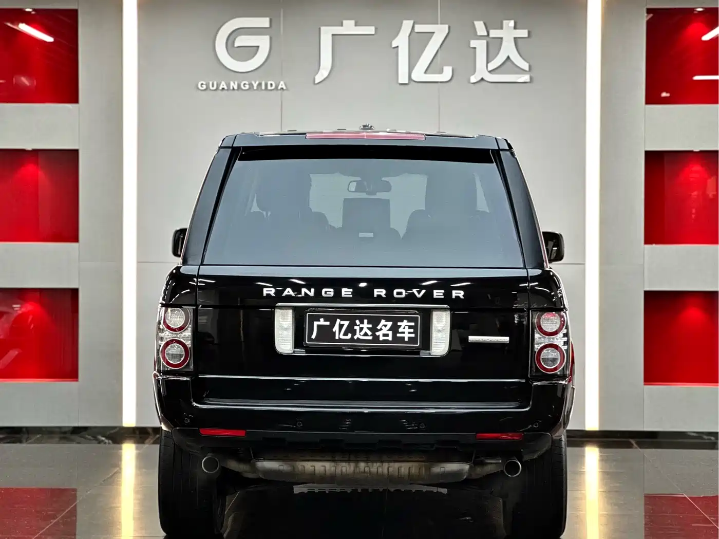 Land Rover Range Rover 2011 5.0 SC V8 фото 28