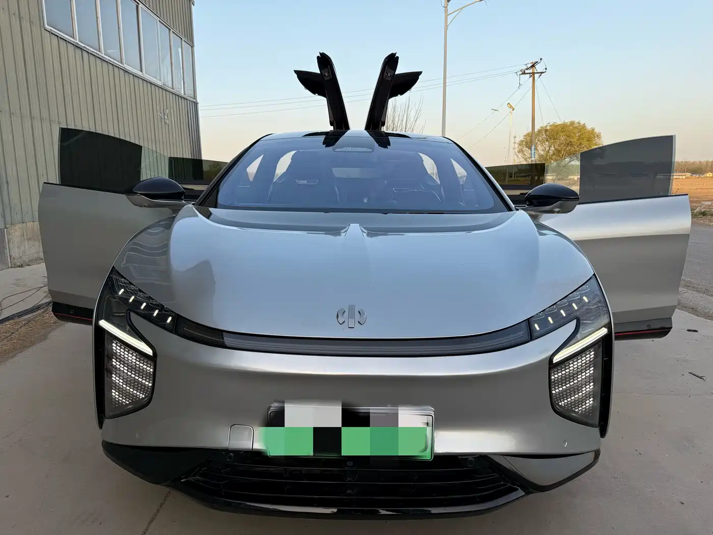 HiPhi X 2021 Flagship Edition 6-Seater фото 2