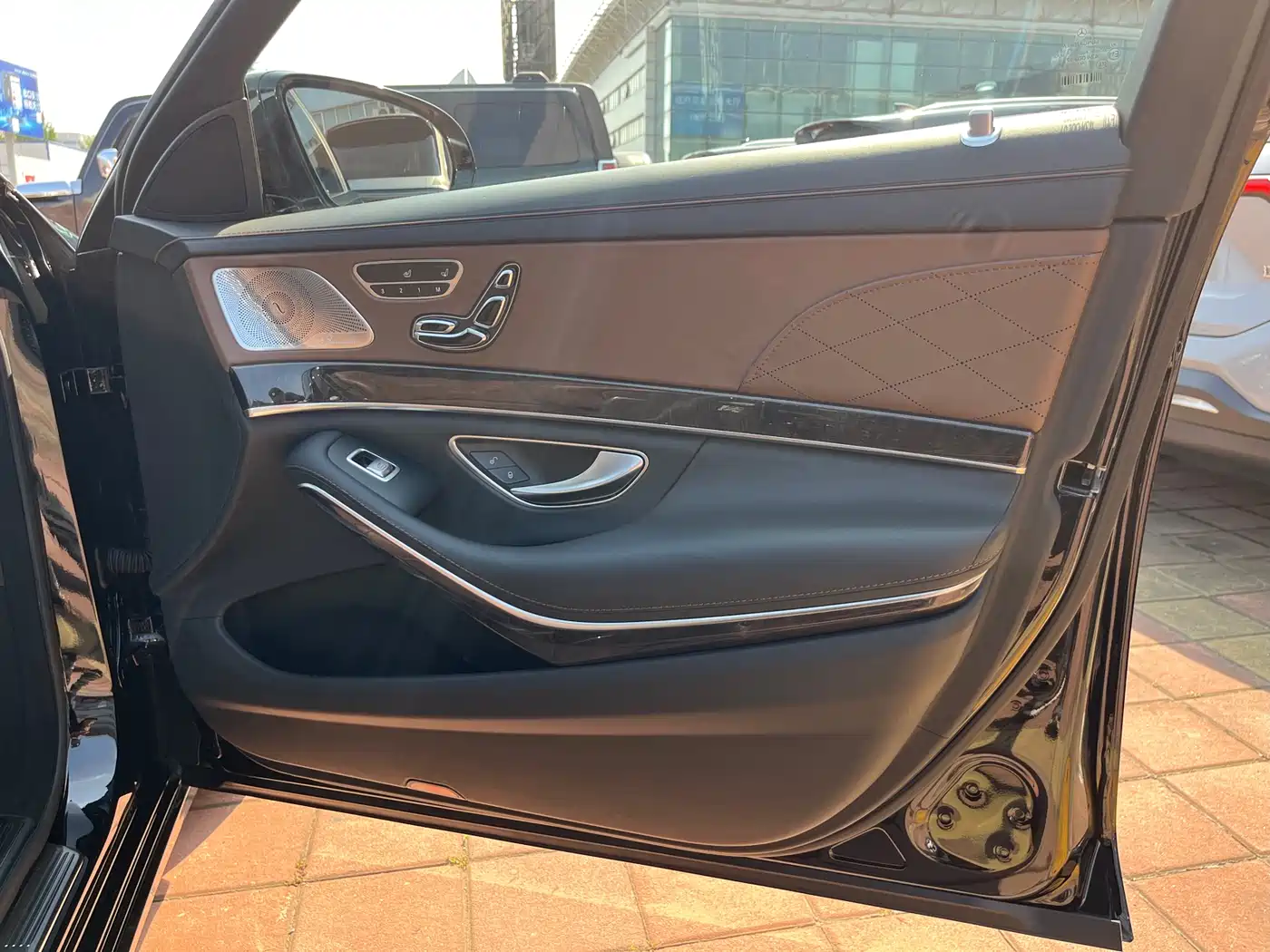 Mercedes-Benz S-Class 2014 S 600 L фото 26