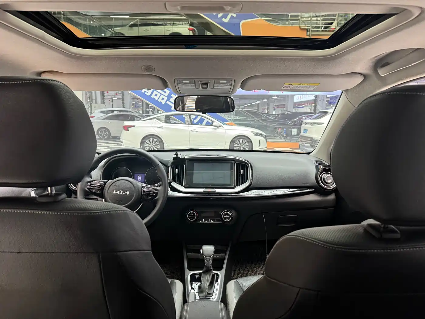 Kia KX1 2021 1.4L CVT Fun Sunroof Version фото 20