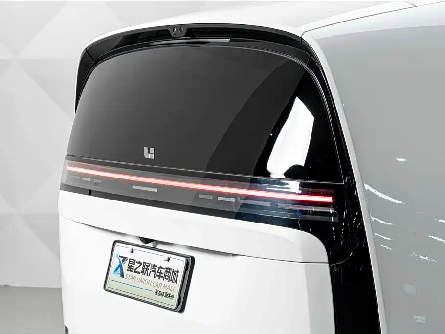 Li Auto MEGA 2025 2025 Model Home Family Special Edition