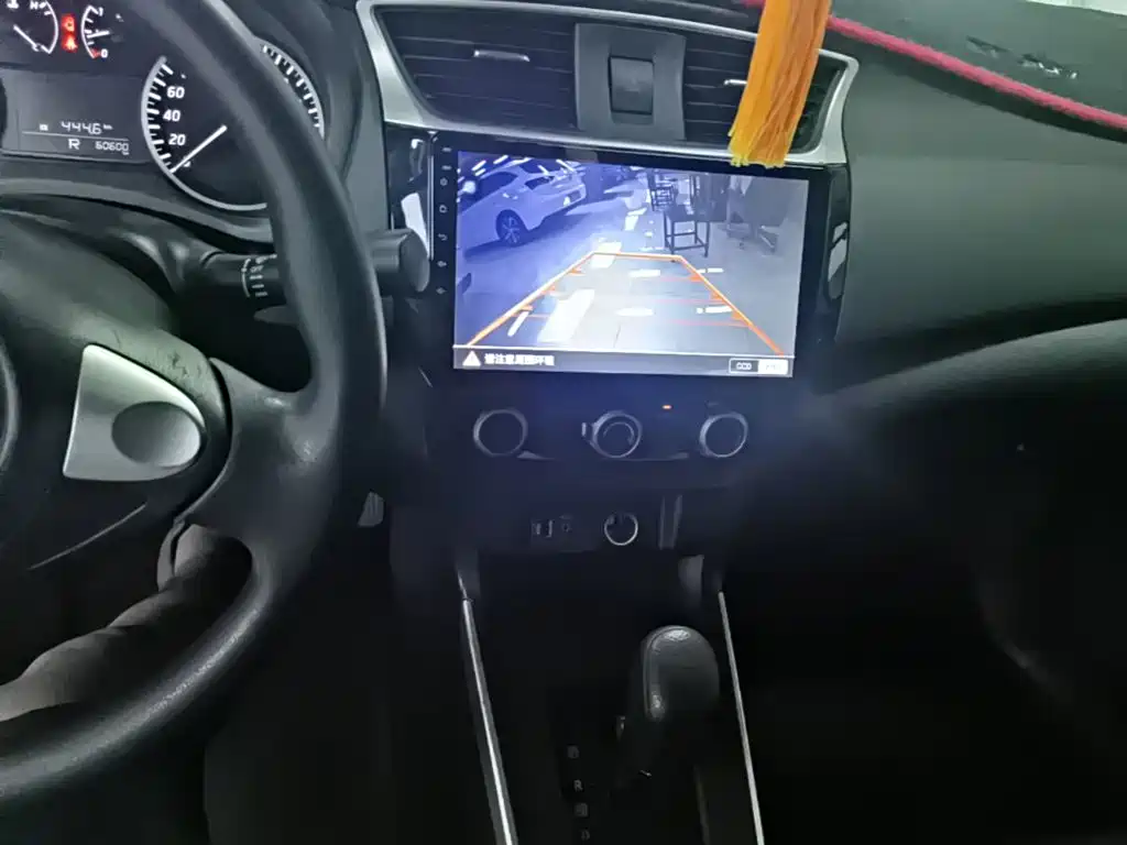 Nissan SYLPHY, миниатюра 13