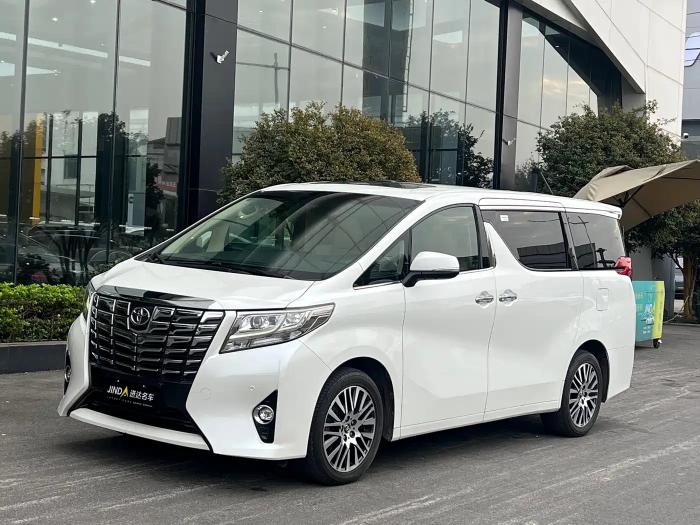 Toyota Alphard 2015 3.5L Premium Edition
