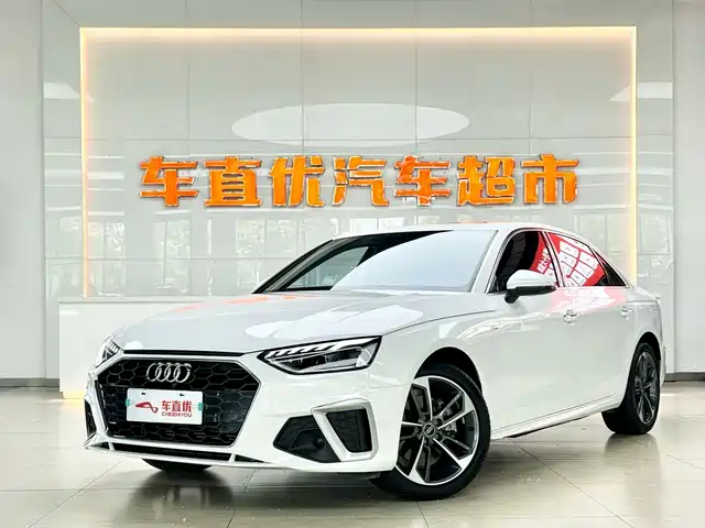 Audi A4L 40 TFSI, Стиль Драйв