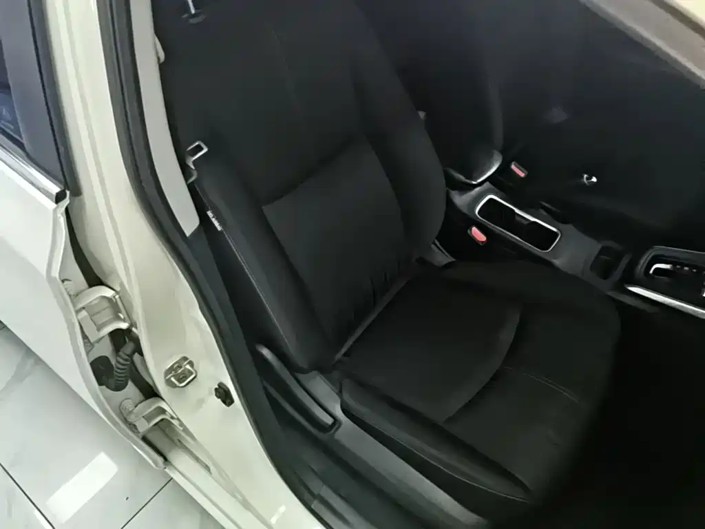 Nissan SYLPHY, миниатюра 25