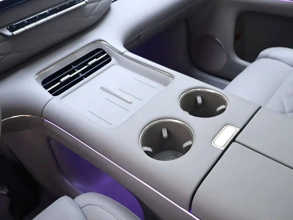 IM Motors IM LS9 2025 2026 Model 52kWh Base Version