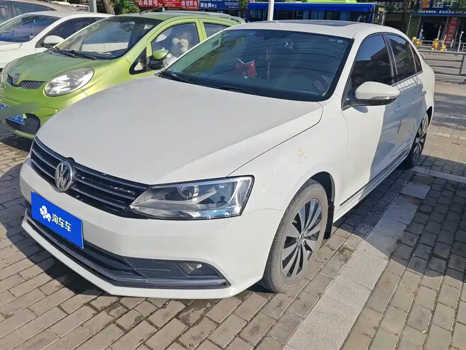 Volkswagen Sagitar 2018 1.6L Automatic Comfort