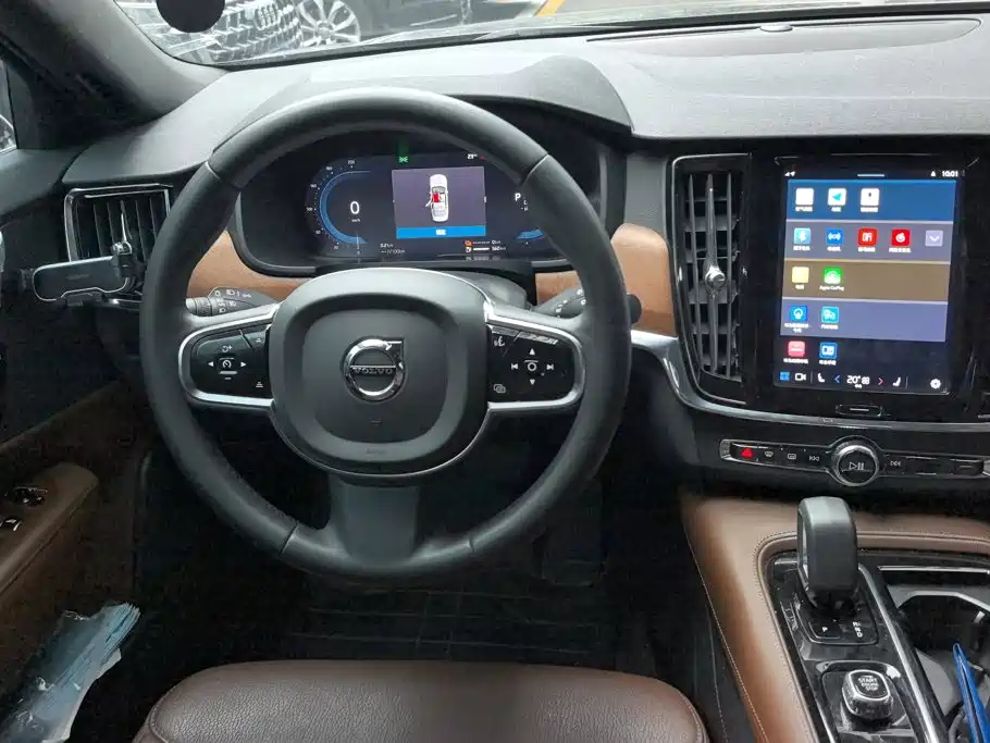 Volvo S90 Plug-in Hybrid 2023 2024 PHEV AWD Long Range Momentum Luxury Edition