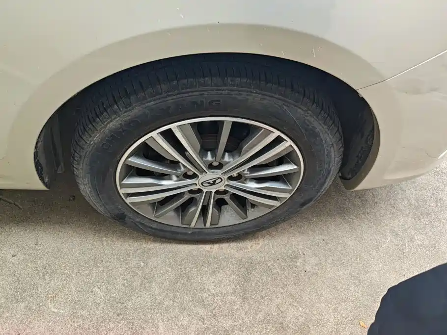 Cowin Kaiyi E3 2018 2018 1.5L Manual Luxury