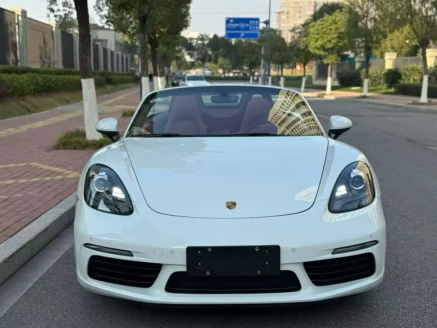 Porsche 718 2018 Boxster 2.0T фото 2