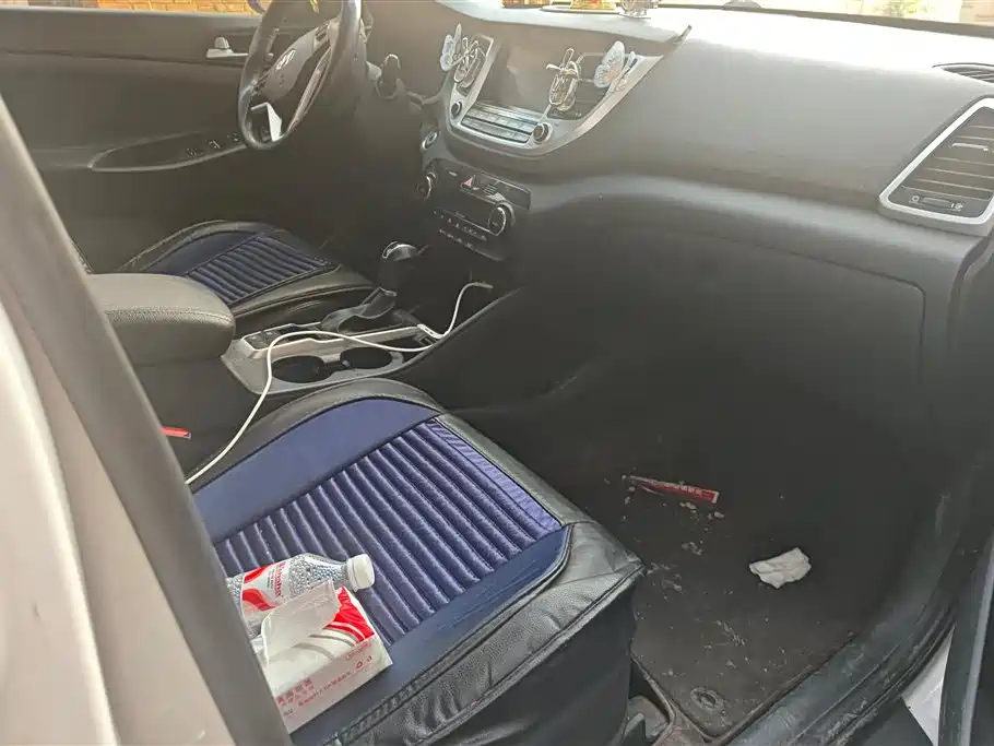 Hyundai Tucson 2018 1.6T DCT 2WD 15th Anniversary Special Edition фото 8