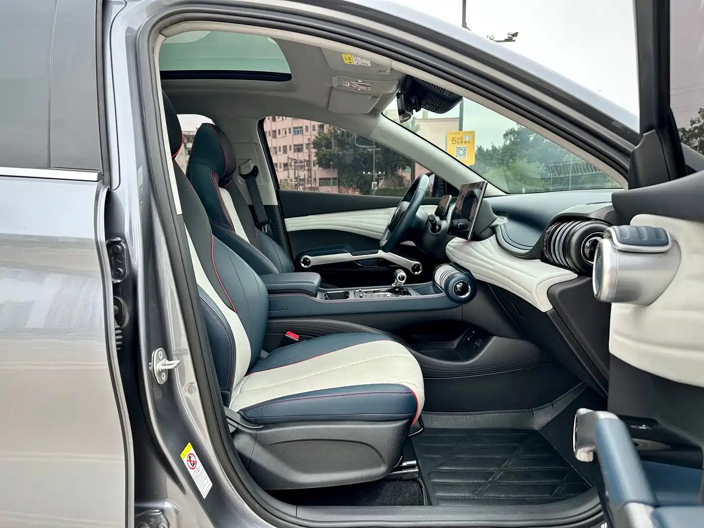 BYD Yuan PLUS 2022 430KM Premium фото 16