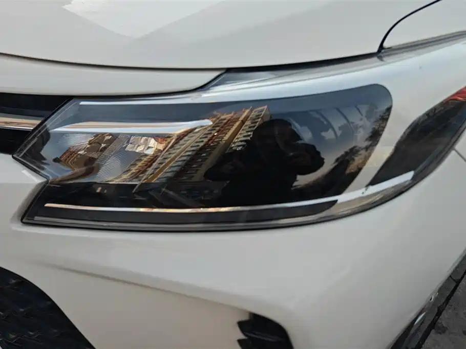 Toyota Vios FS 2022 1.5L 20th Anniversary Edition фото 5