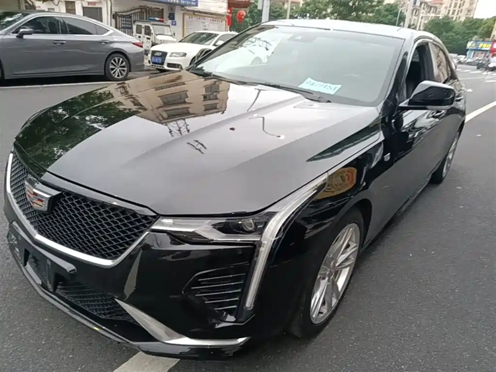 Cadillac CT4 2021 28T Fashion Edition
