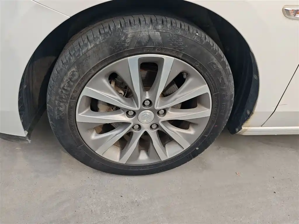 Buick GL6 2019 18T 6-seat Connected Luxury China VI фото 25