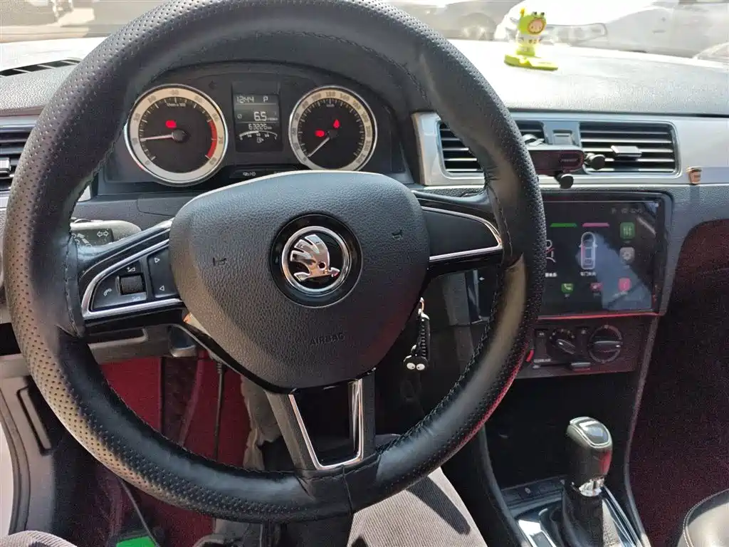 Škoda Rapid 2019 1.5L Automatic Comfort China V фото 10
