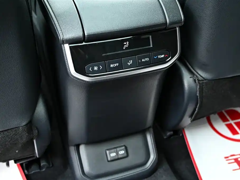 Toyota Highlander 2022 Model Dual Engine 2.5L 4WD Premium Edition 7-Seater фото 32