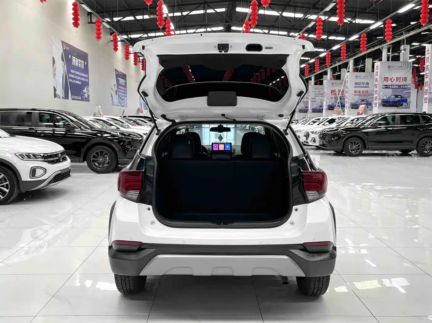 Toyota YARiS L Zhi Xuan 2022 1.5L CVT Luxury PLUS Edition фото 12