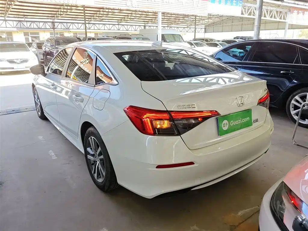 Honda Civic 2024 2023 240TURBO CVT Dynamic Edition