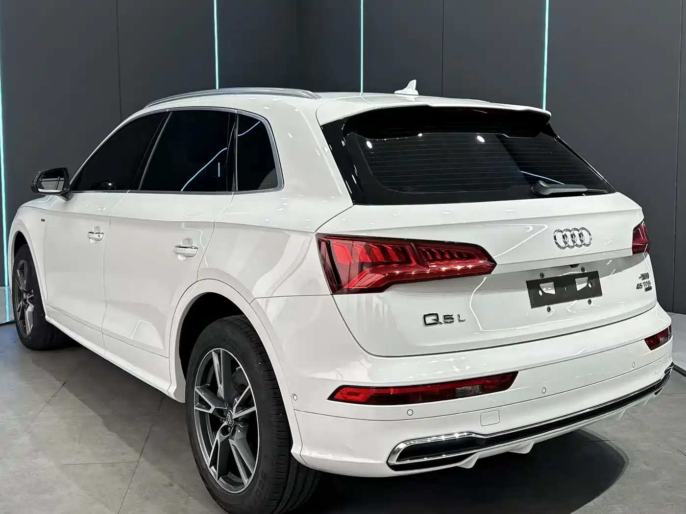 Audi Q5L 2020 45 TFSI Exclusive Fashion фото 8