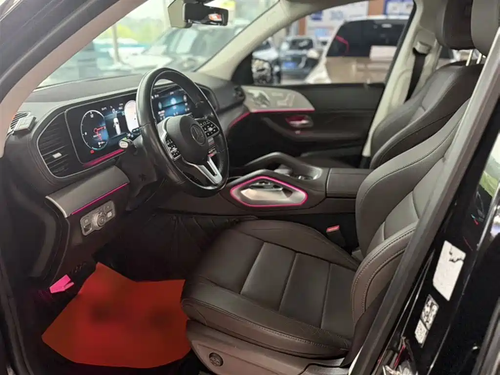 MERCEDES-BENZ GLS