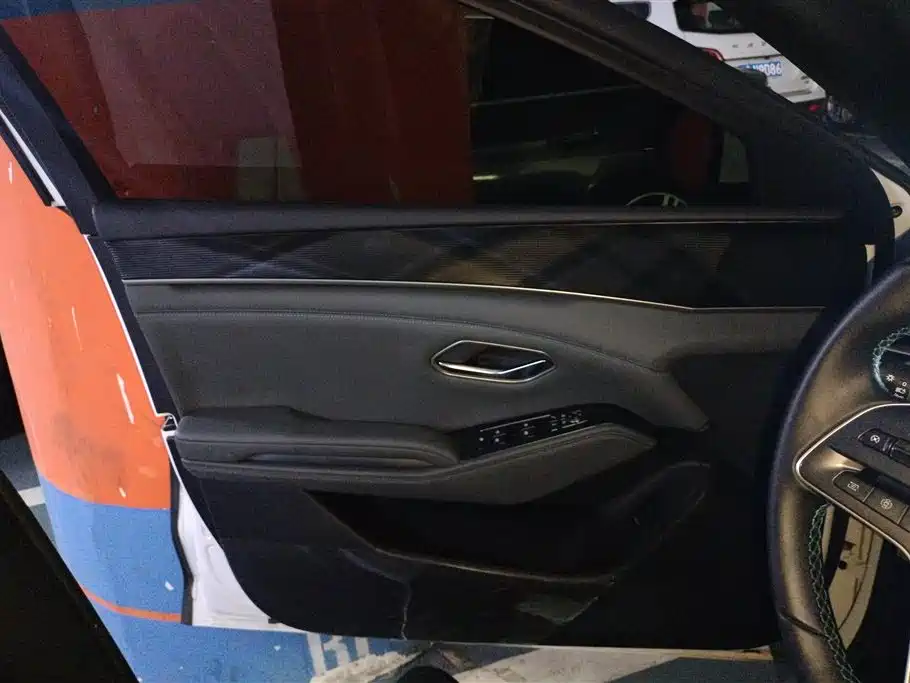BYD Qin L 2024 DM-i 80KM Superior фото 7