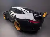 Photo 3 - Porsche 911