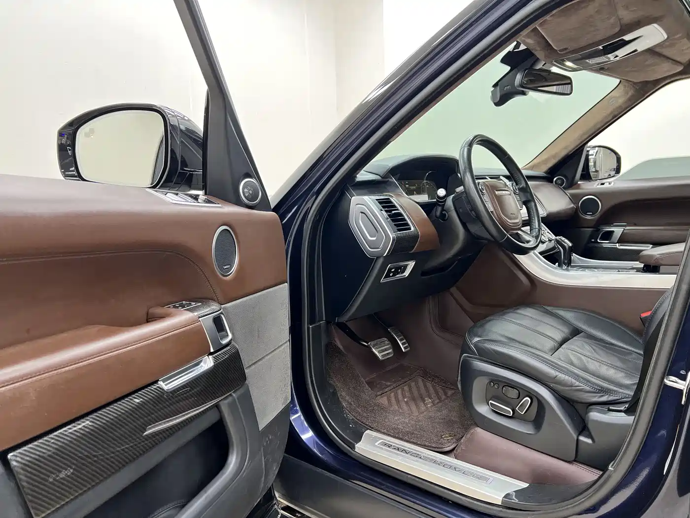 Land Rover Range Rover Sport 2014 3.0 SC V6 HSE фото 8