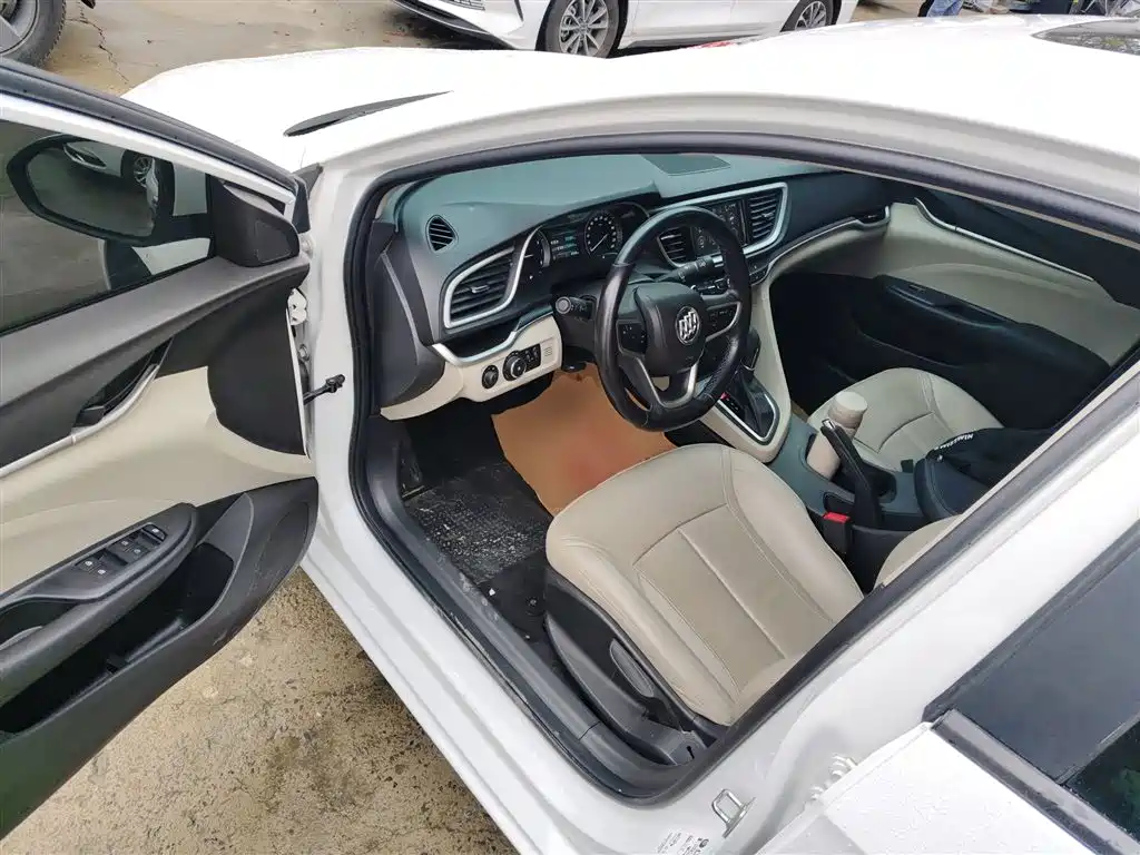 Buick Excelle 2019 15T DCT Connected Elite Type China VI фото 12