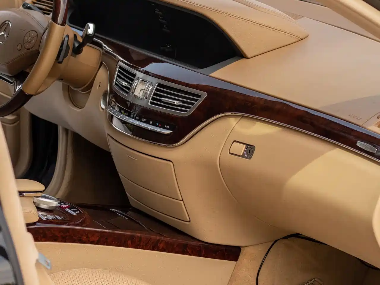 Mercedes-Benz S-Class 2012 S 350 L Grand Edition фото 11