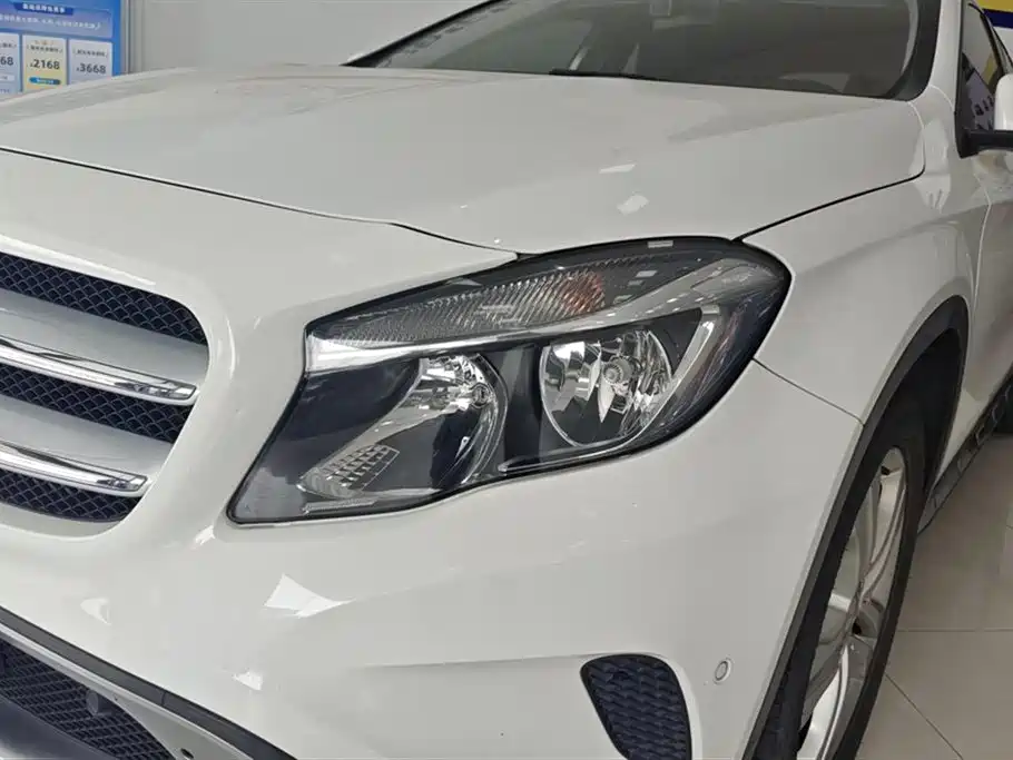 Mercedes-Benz GLA 2015 GLA 200 Dynamic фото 5