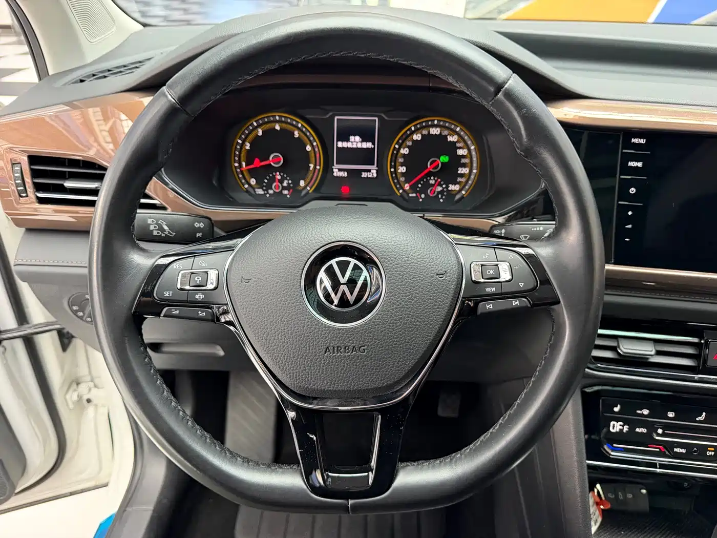 Volkswagen Tharu 2021 280TSI 2WD Luxury Plus фото 6