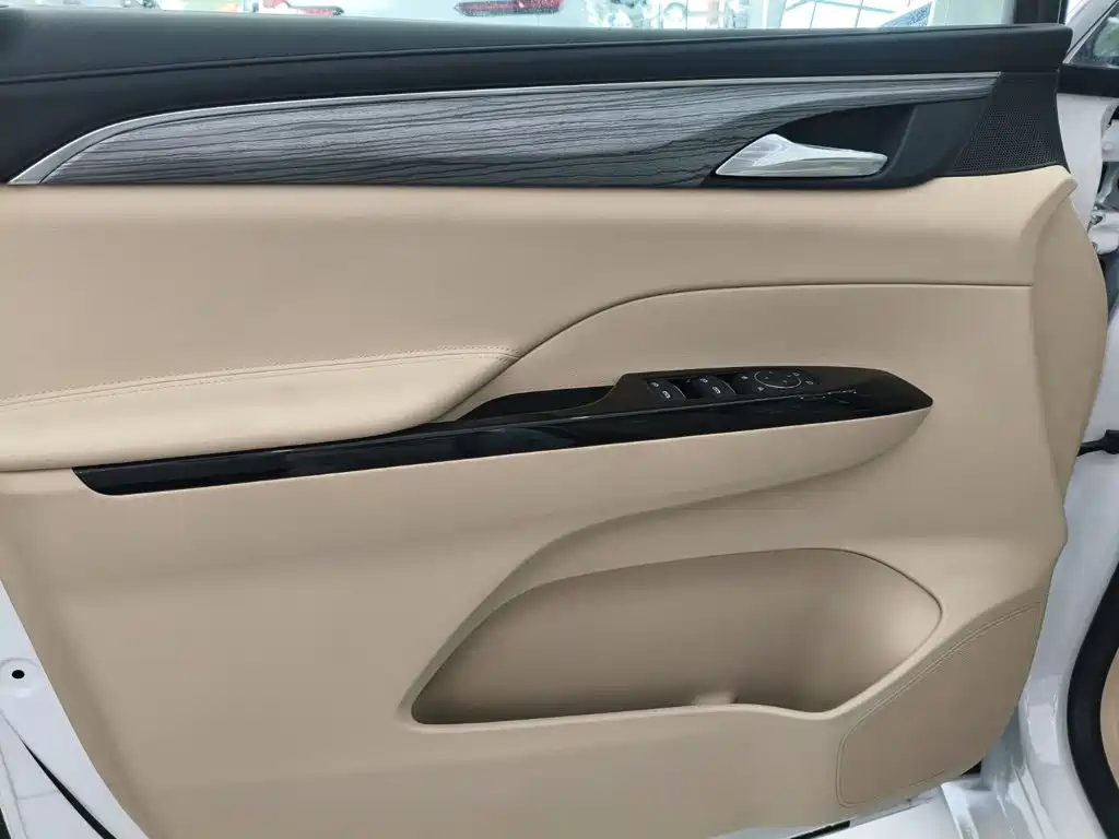 Buick GL8 New Energy 2026 2025 Landprestige First Edition 7-Seater
