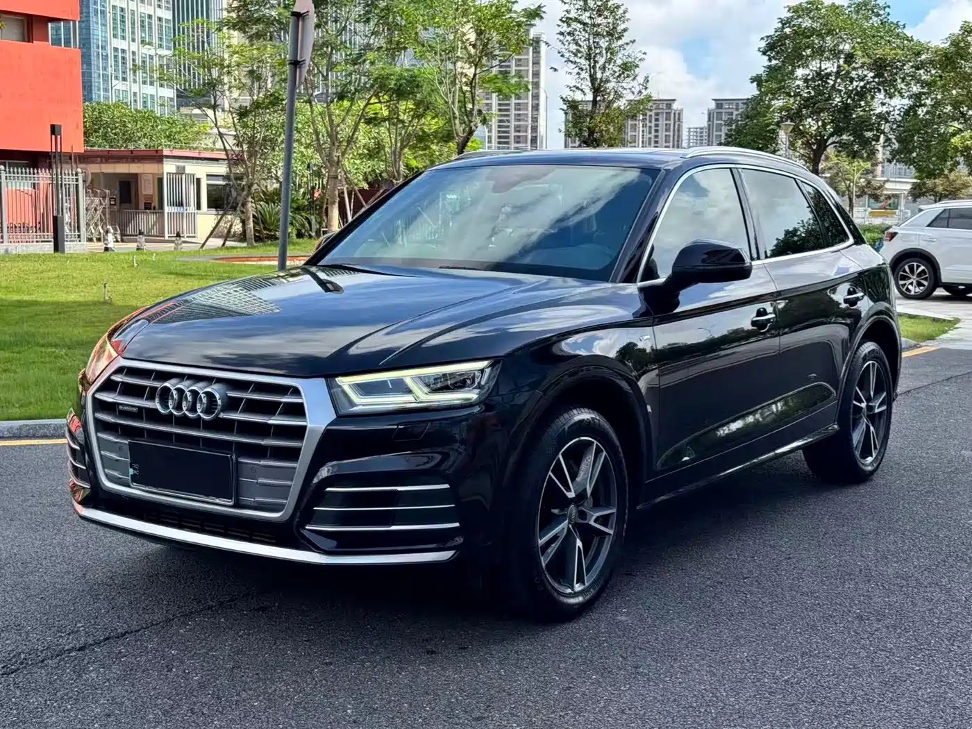 Audi Q5L 2020 40 TFSI Prestige Fashion