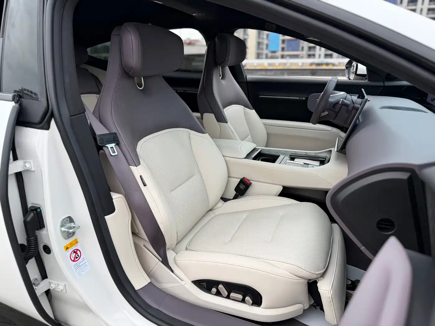 Avatr 12 2024 700 Triple Laser RWD Luxury Enjoyment Edition фото 17