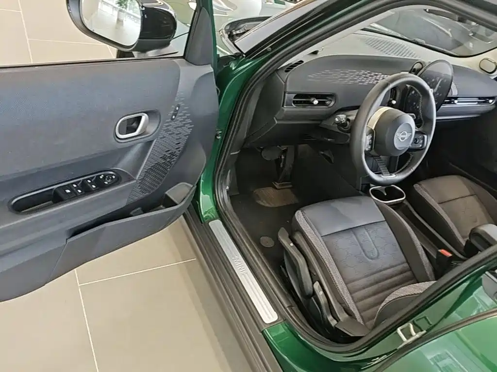 MINI MINI 2025 2025 1.5T COOPER Classic 5-Door