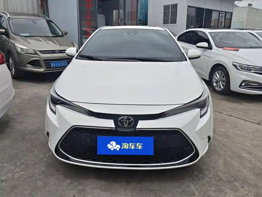 Toyota Levin 2023 185T CVT Luxury фото 2