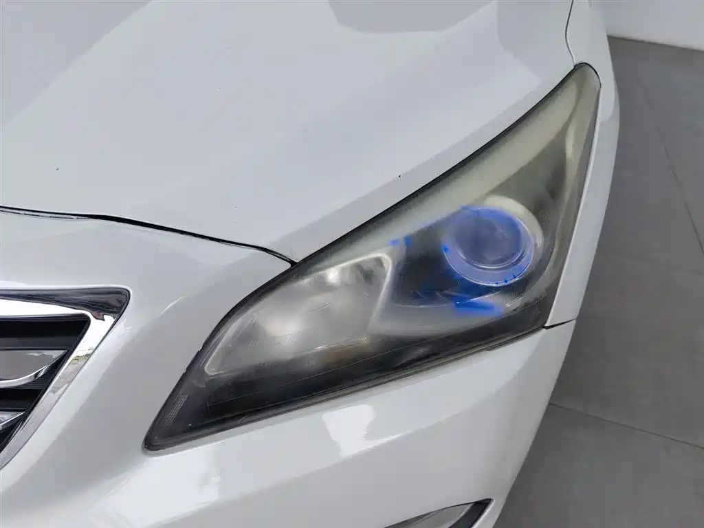 Hyundai Mistra 2014 1.8L Auto Premium DLX фото 7