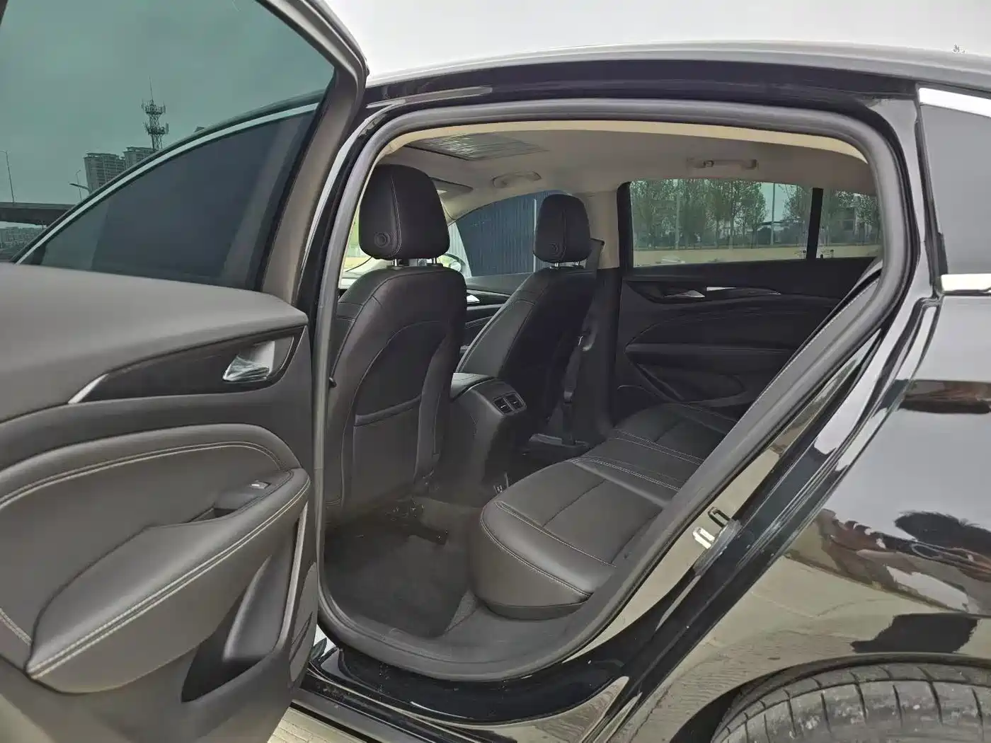 Buick Regal 2024 Model 28T Premium фото 4