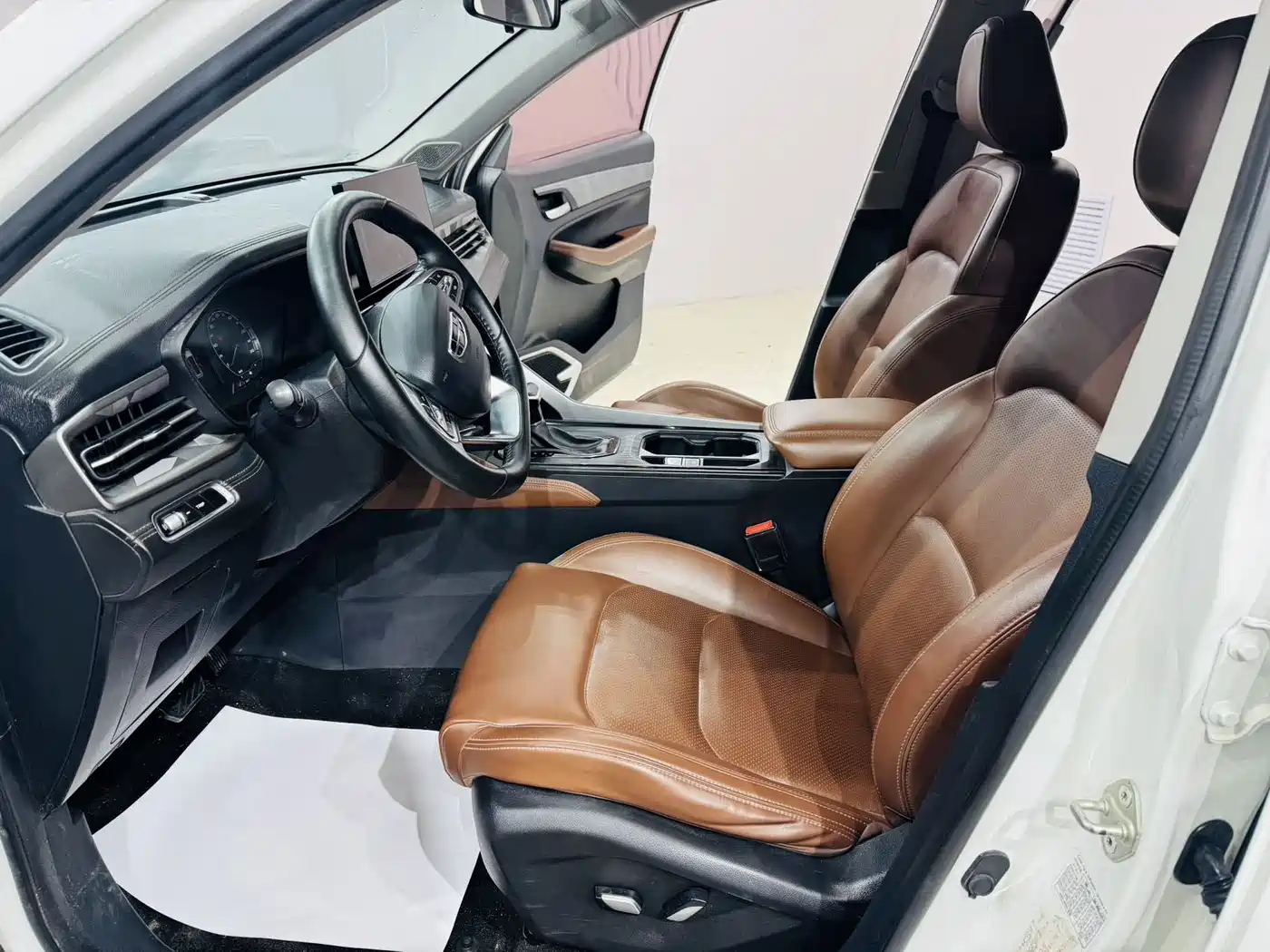 GEELY AUTOMOBILE VISION X6