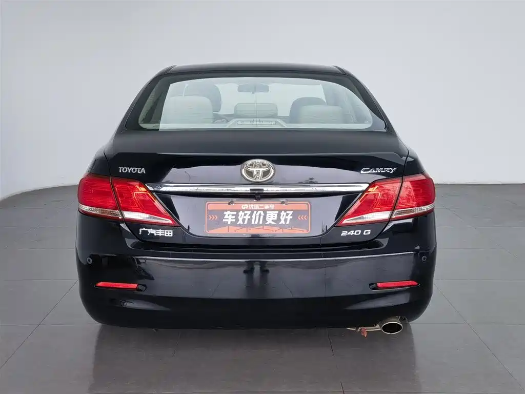 Toyota Camry 2011 240G Classic Anniversary Edition фото 4