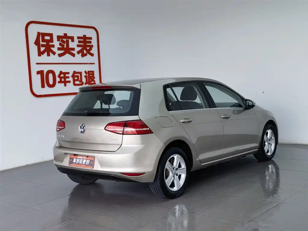 Volkswagen Golf 2016 1.6L Automatic Comfort фото 2