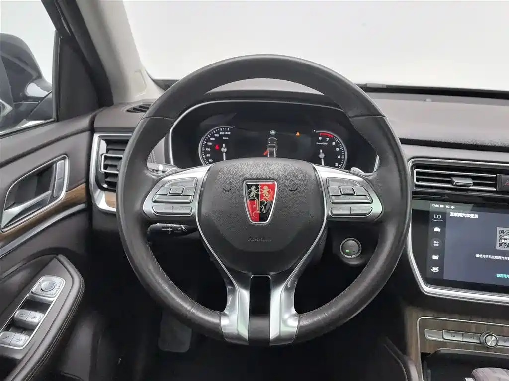 Roewe RX8 2019 30T Intelligent Internet 2WD Flagship Edition фото 11