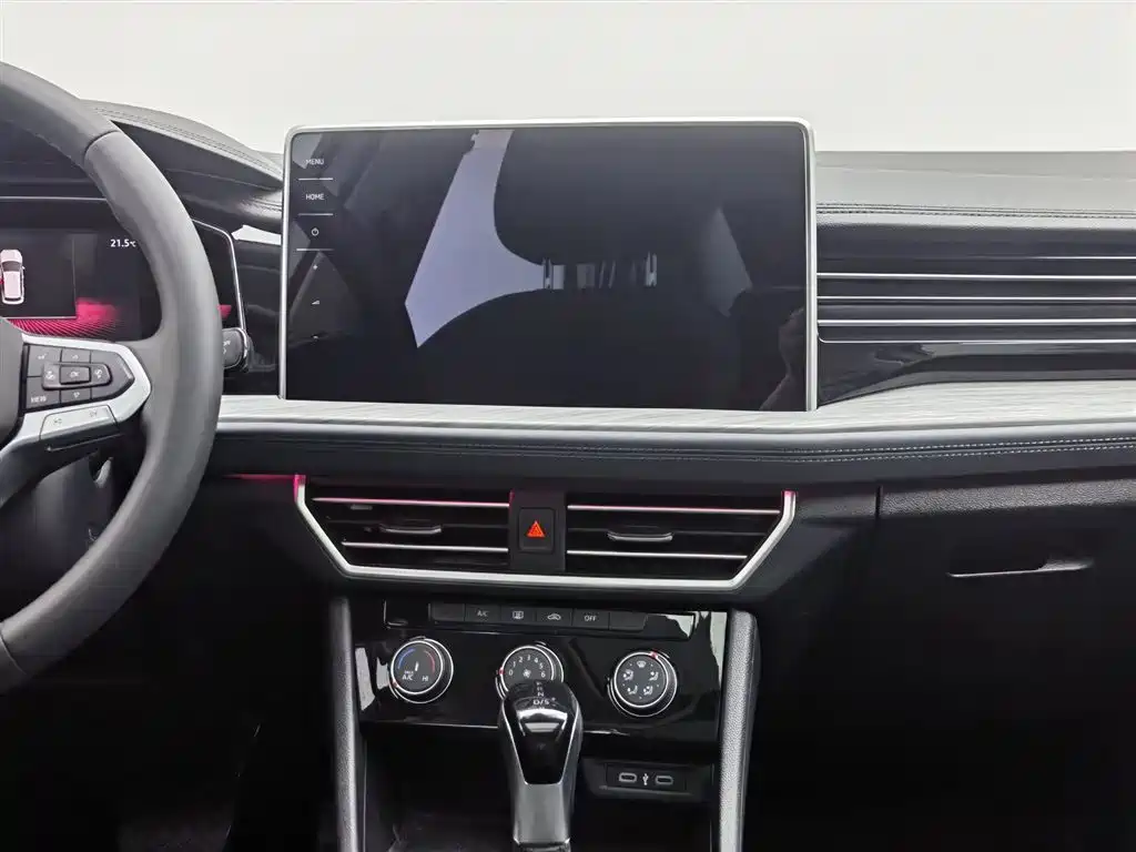 Volkswagen Sagitar 2023 300TSI DSG Surpassing Edition фото 12