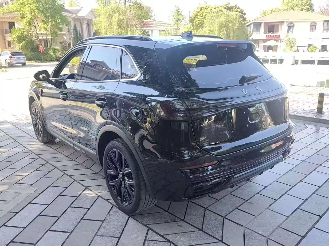 Hongqi HS5 2025 2.0T 2WD Mystic Shadow Edition фото 4