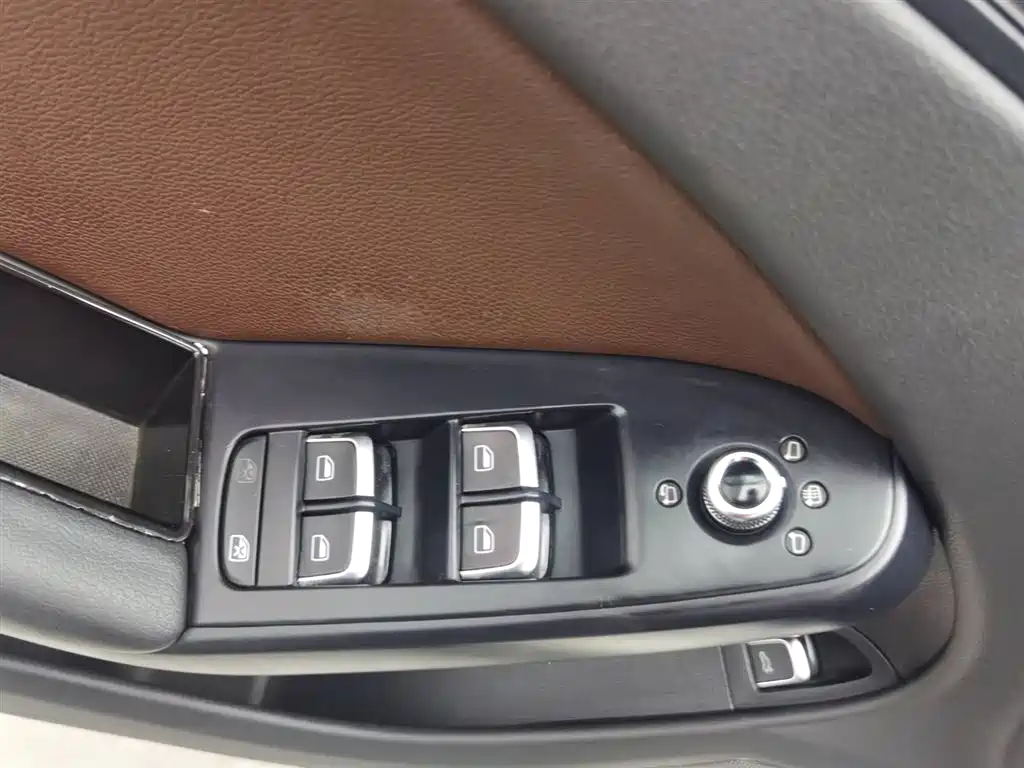 Audi A4L 2015 35 TFSI Auto Standard фото 9