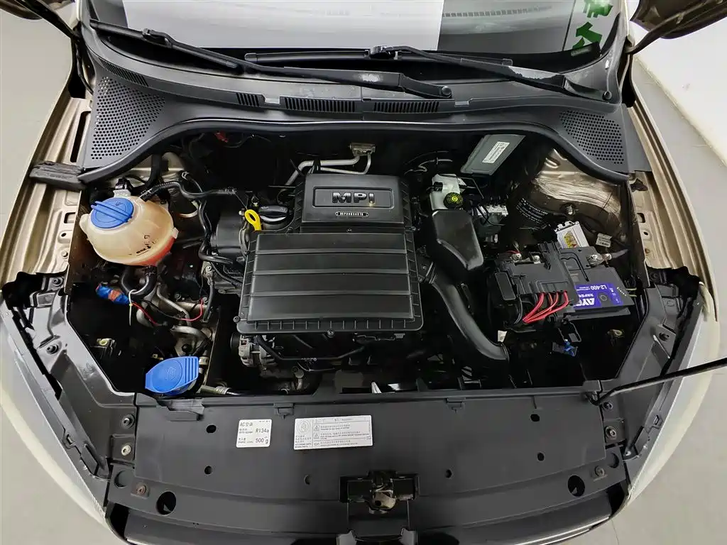 Volkswagen Jetta 2013 1.6L Manual Comfort фото 6