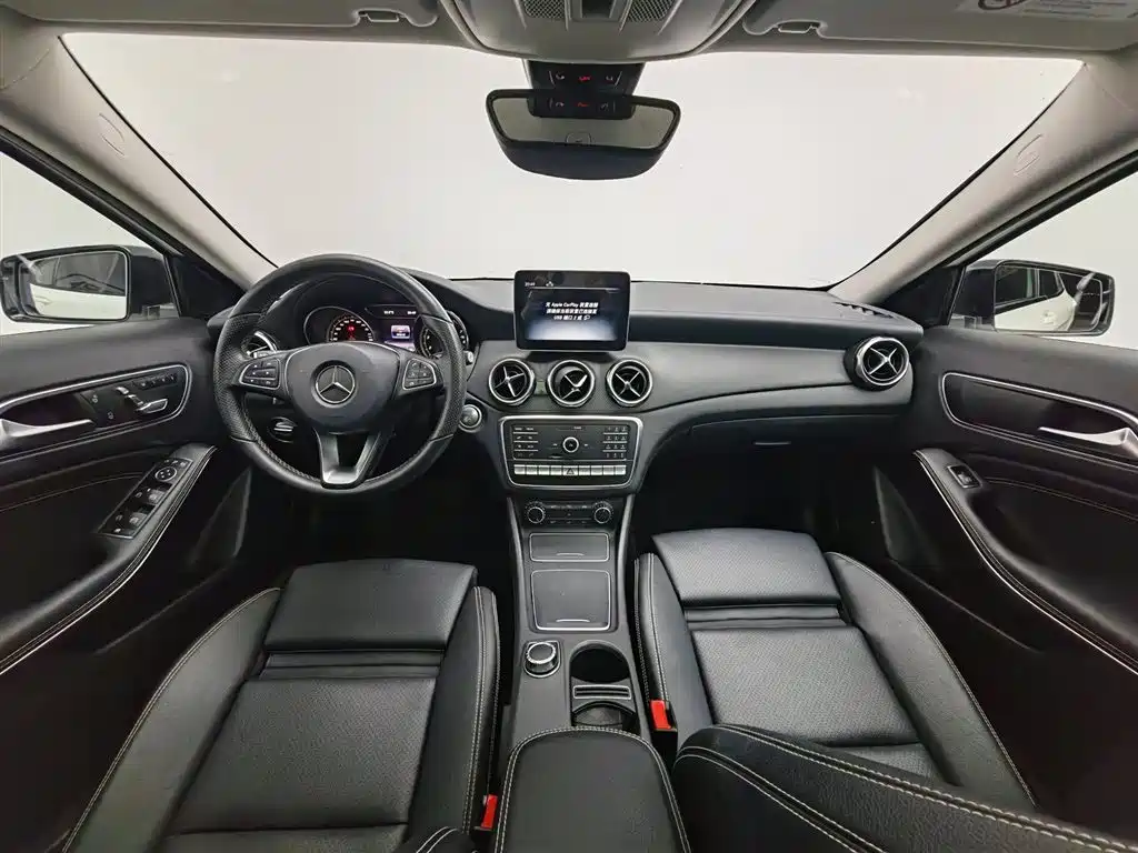 Mercedes-Benz GLA 2018 GLA 220 4MATIC Sport фото 5