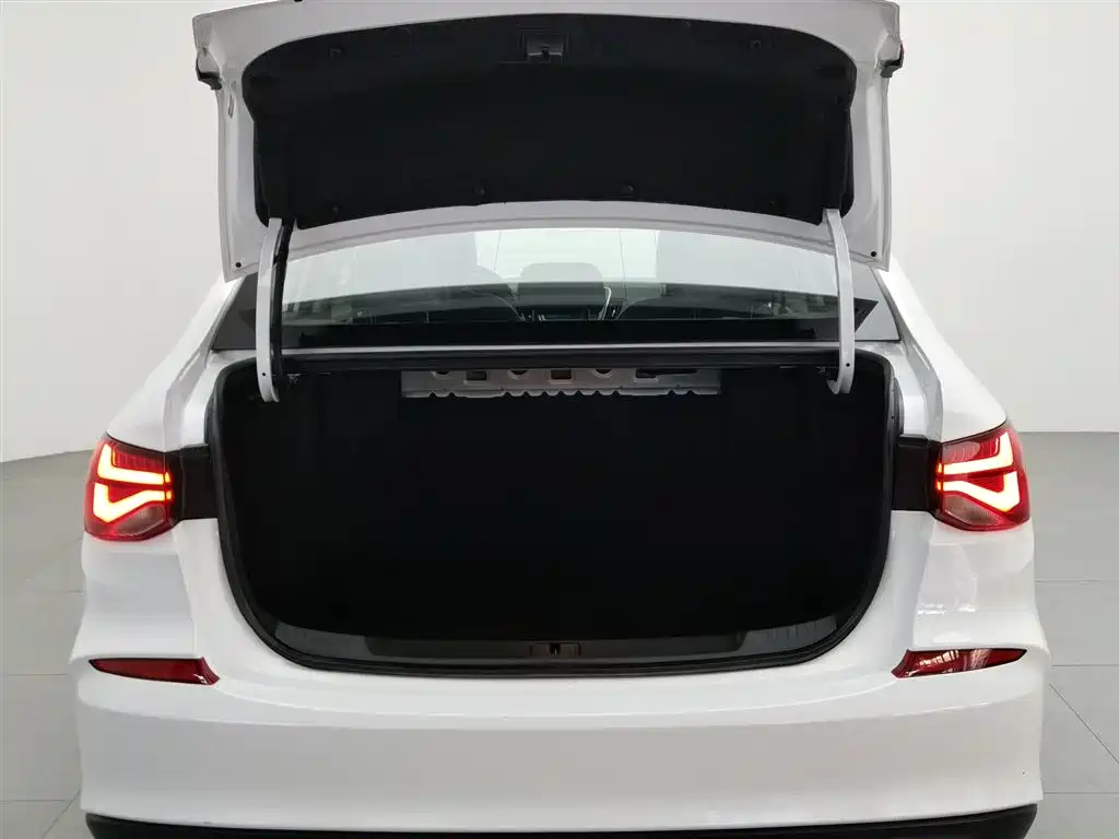 Chevrolet Monza 2022 320 Automatic Enjoyment Sunroof Edition фото 16